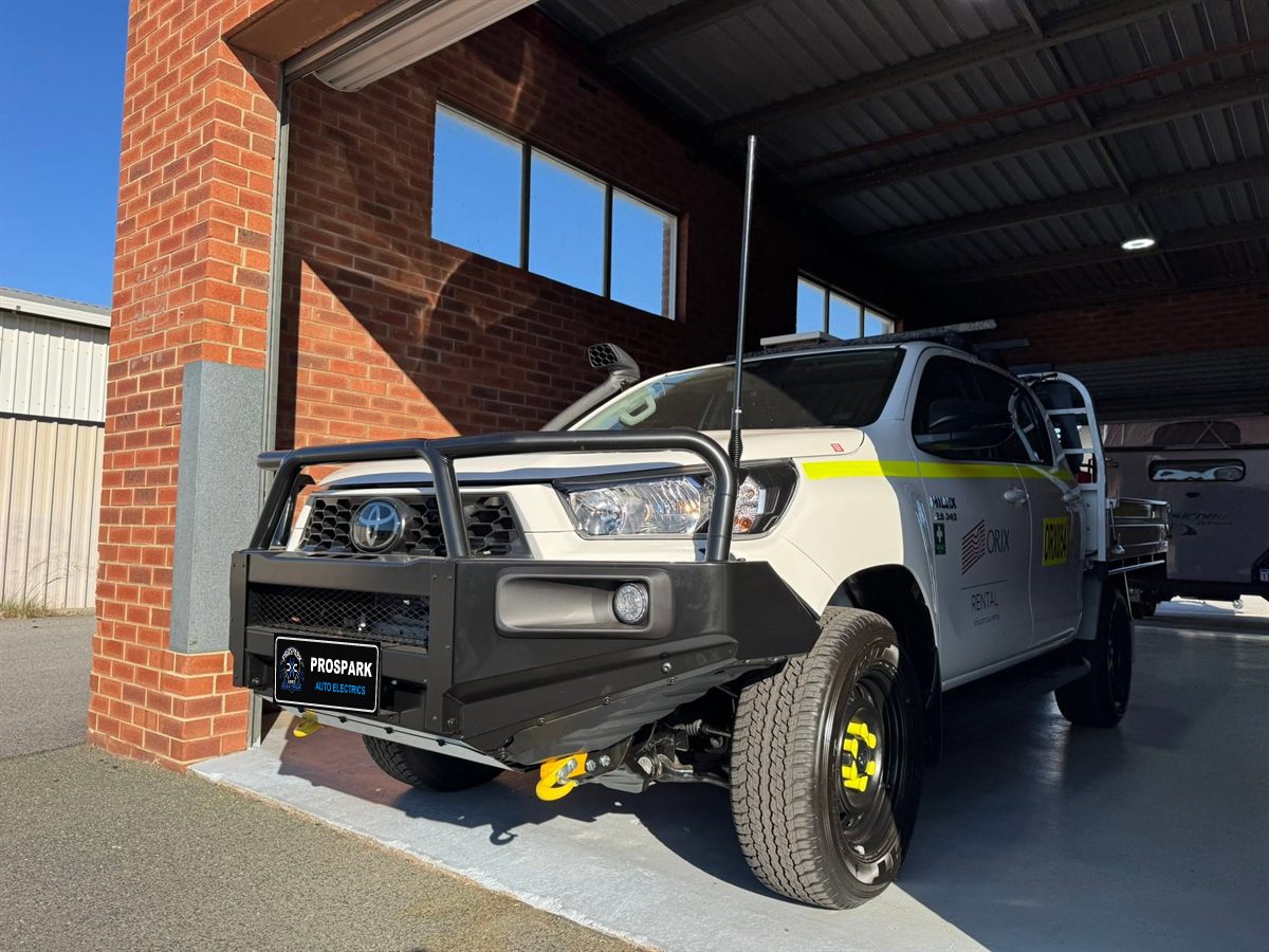 Fleet Hilux with bullbar, UHF antenna and tray